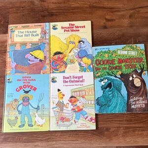 Vintage- Sesame Street Colorful Book Collection with Grover and Cookie Monster